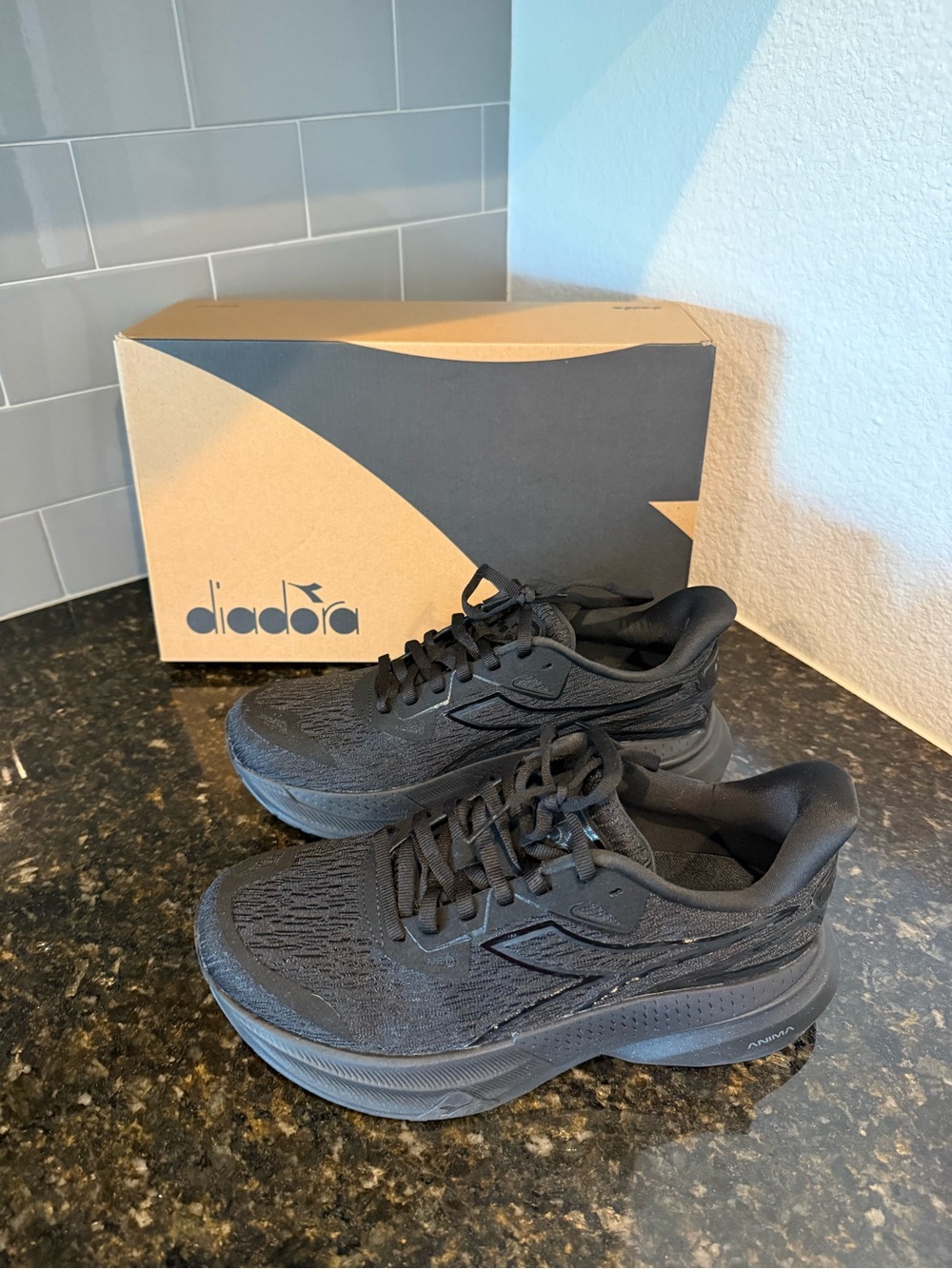 Diadora ddattivo Nucleo 2 women’s running shoes black on black - Picture 5 of 6